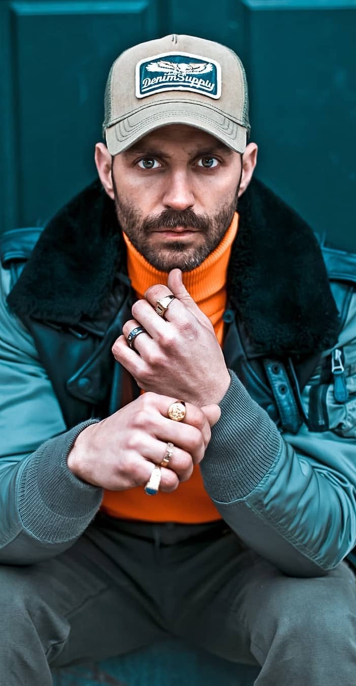13 Hottest Heavy Stubble Beard Styles for Men In 2019
