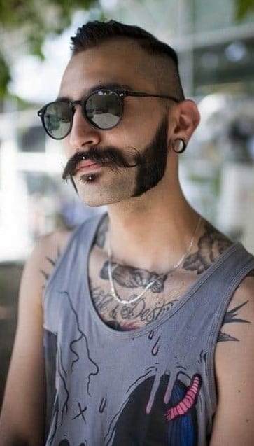 Know The Difference – Classic Mutton Chops & Friendly Mutton Chops Beard Style